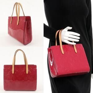 💎✨BEAUTIFUL✨💎Authentic Louis Vuitton Monogram Vernis Catalina BB Hand Bag